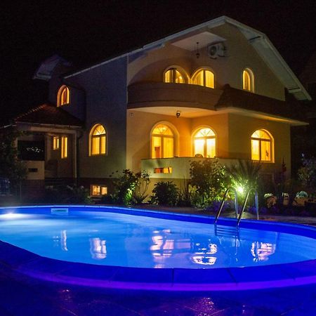 Villa Katarina With Pool Banja Luka Exterior photo